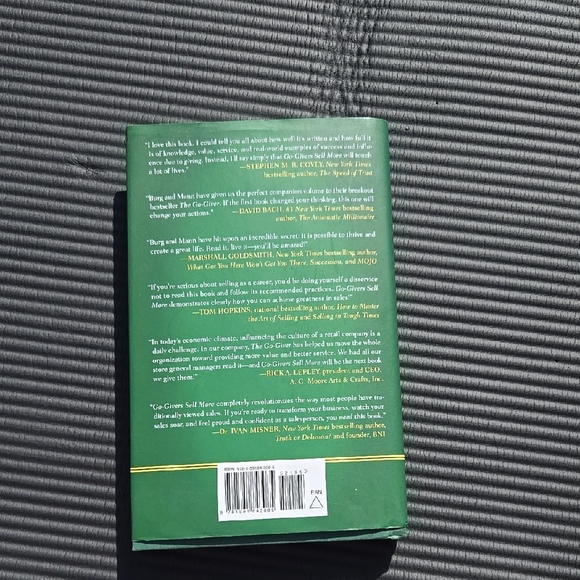 Go-Givers Sell More by Bob Burg and John David Mann - Green Cover - Picture 4 of 4